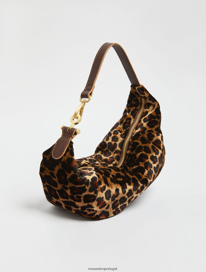 acessório ponto MAX&Co. mulheres bolsa hobo de veludo animalier marrom B40R641027