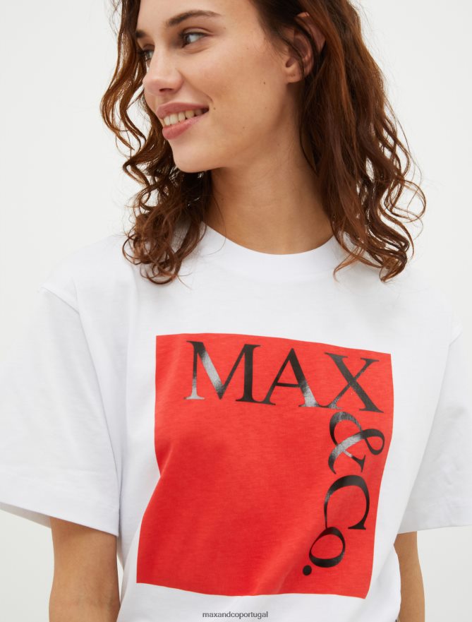 vestuário ponto MAX&Co. mulheres camiseta com estampa de logo padrão vermelho B40R64556