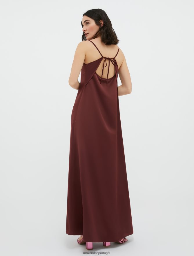 vestuário ponto MAX&Co. mulheres vestido envers em cetim Borgonha B40R647